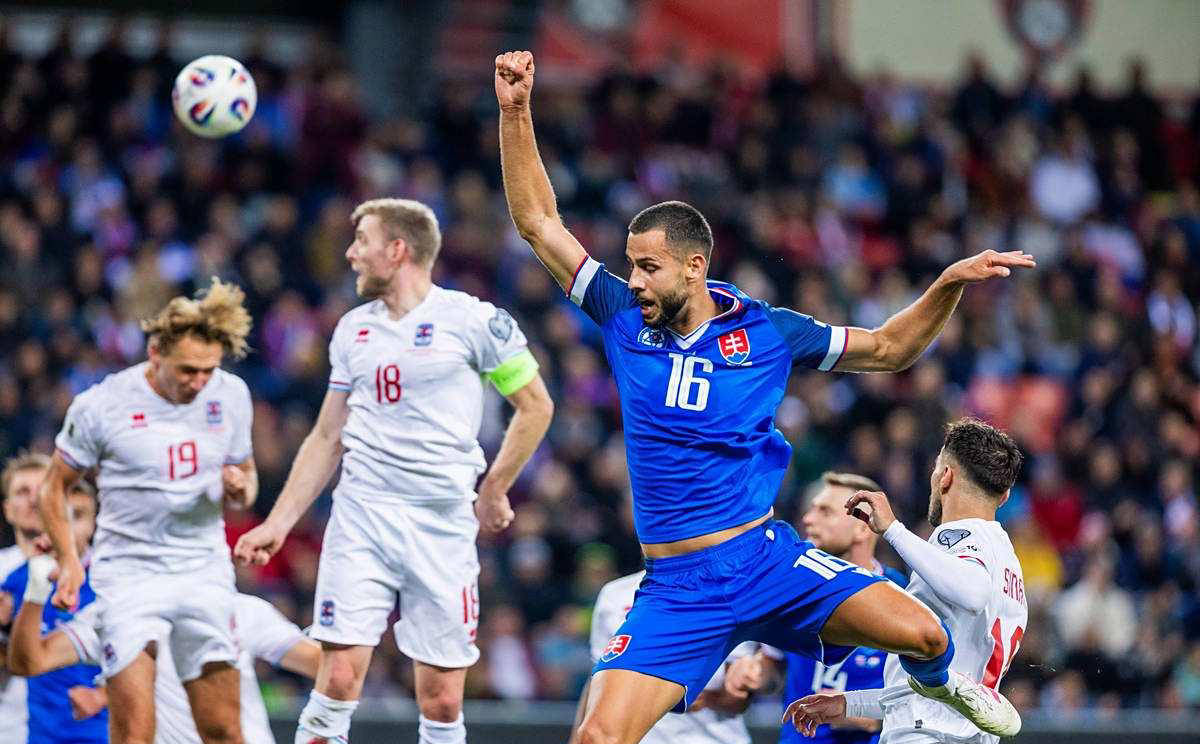 斯特拉斯堡的亮眼表现与巴黎圣日耳曼势均力敌？